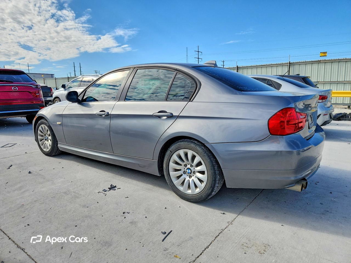 BMW Series 3 2009