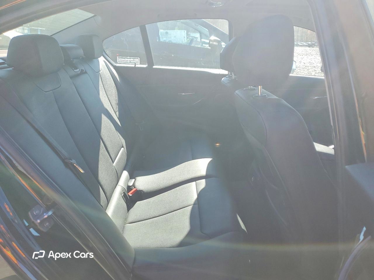 BMW Series 3 2015