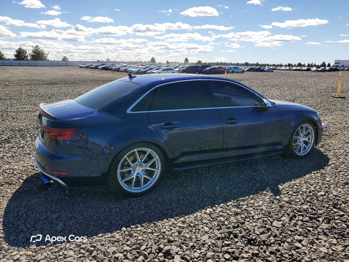 Audi RS4 2019