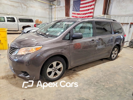 Toyota Sienna 2012 - Image 1 of 13