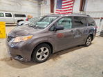 Toyota Sienna 2012