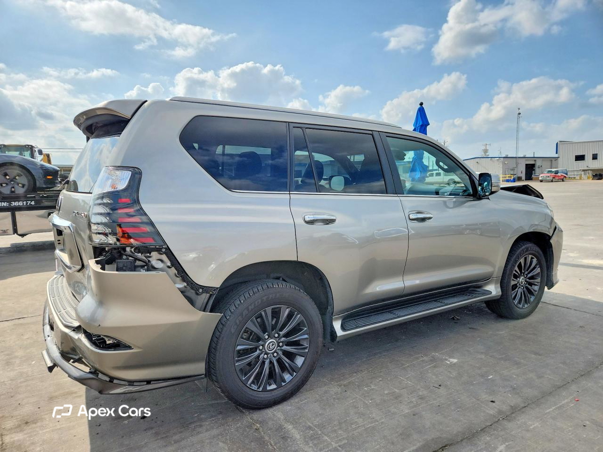 Lexus GX 2023