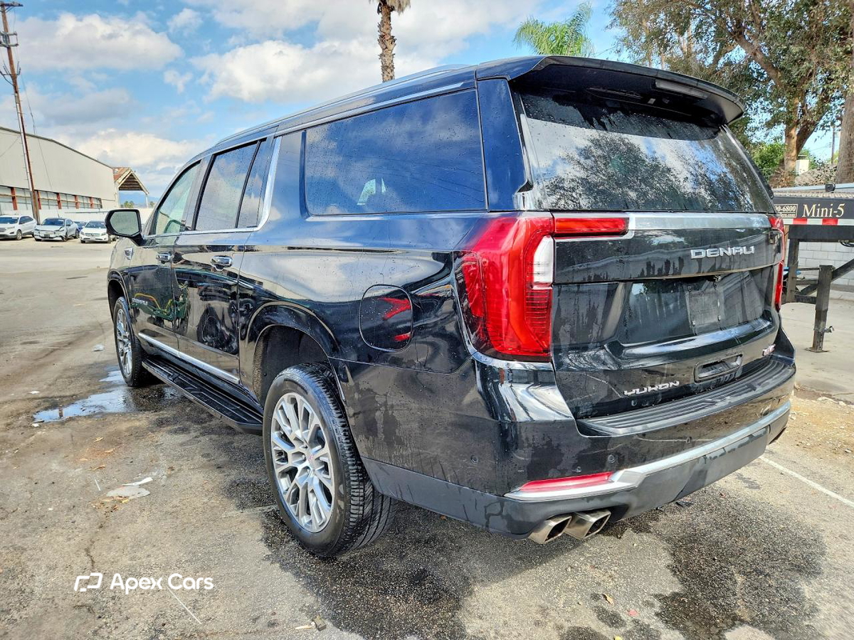 GMC Yukon 2025
