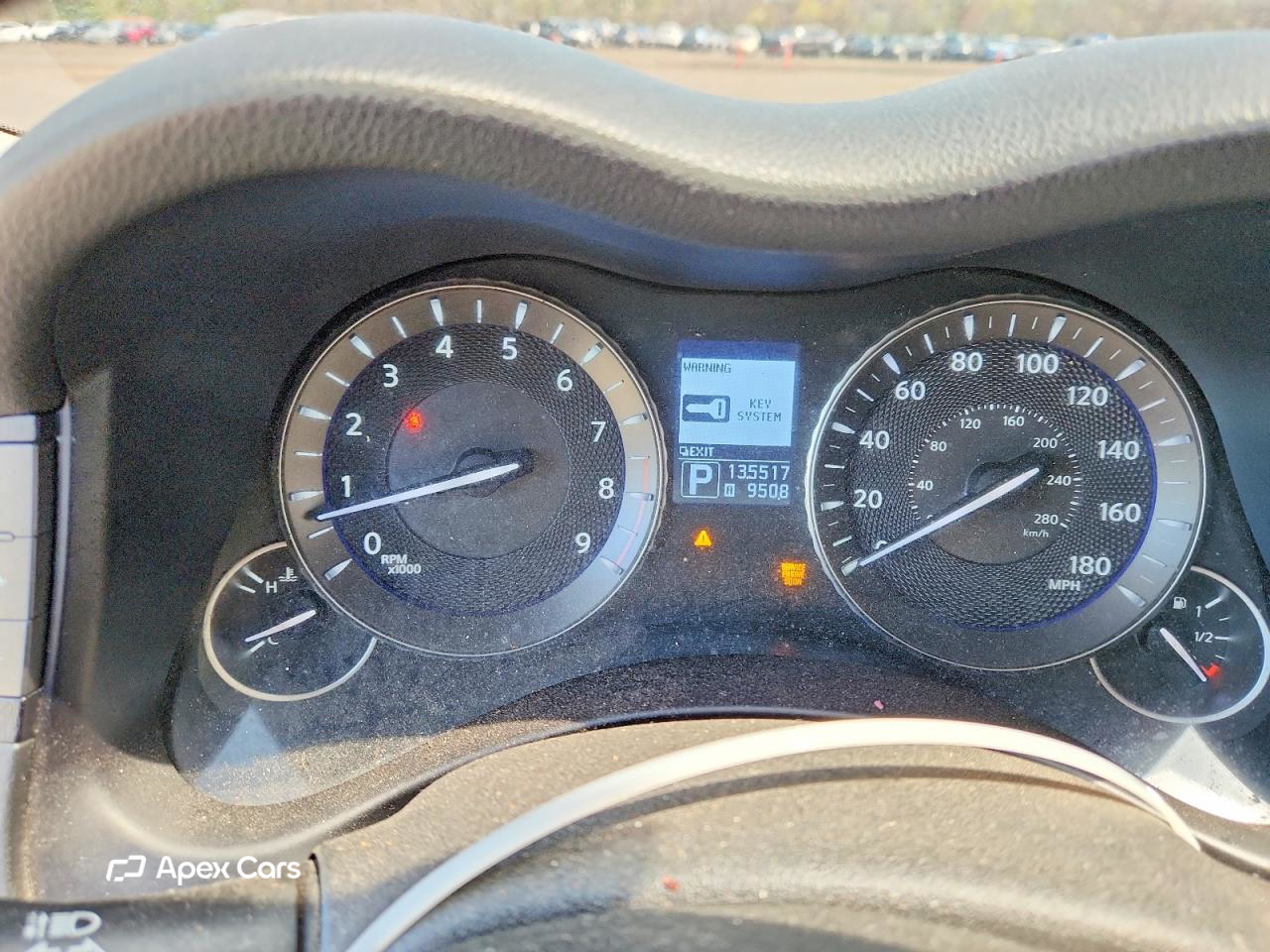 Infiniti M 2012