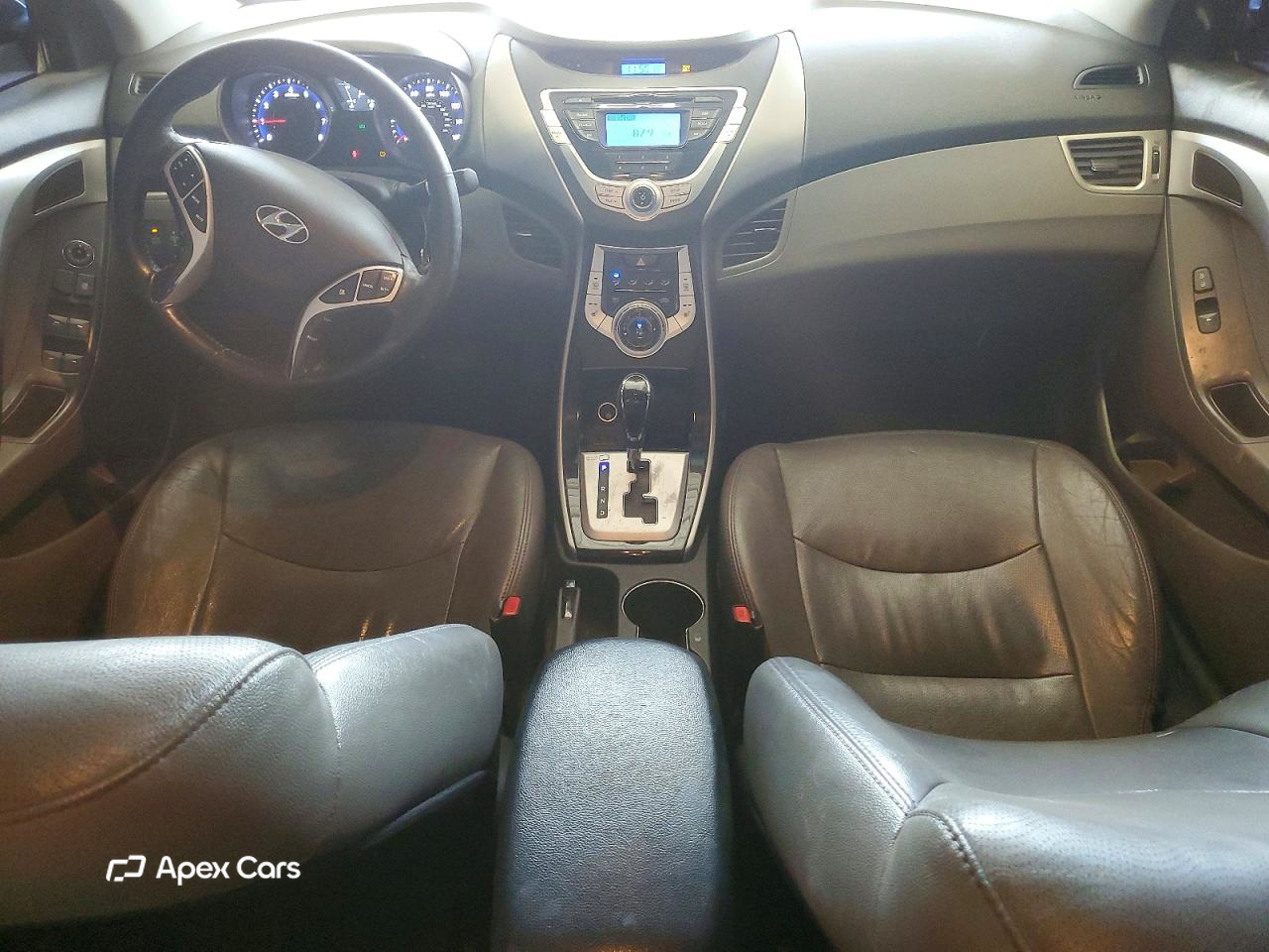 Hyundai Elantra 2012