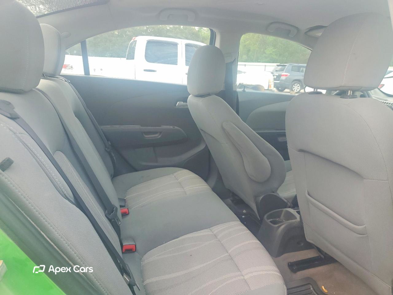 Chevrolet Sonic 2015