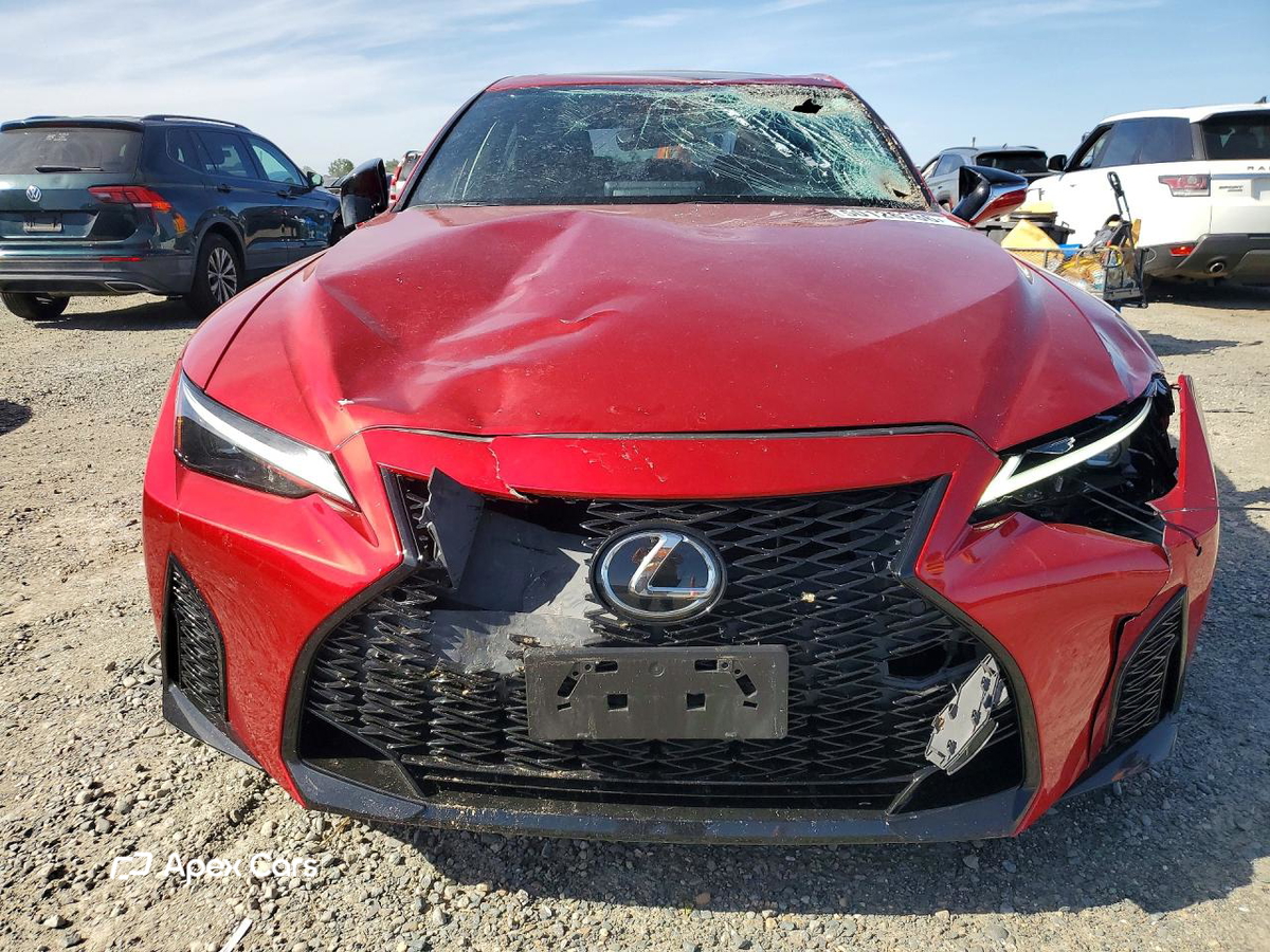 Lexus IS 2021