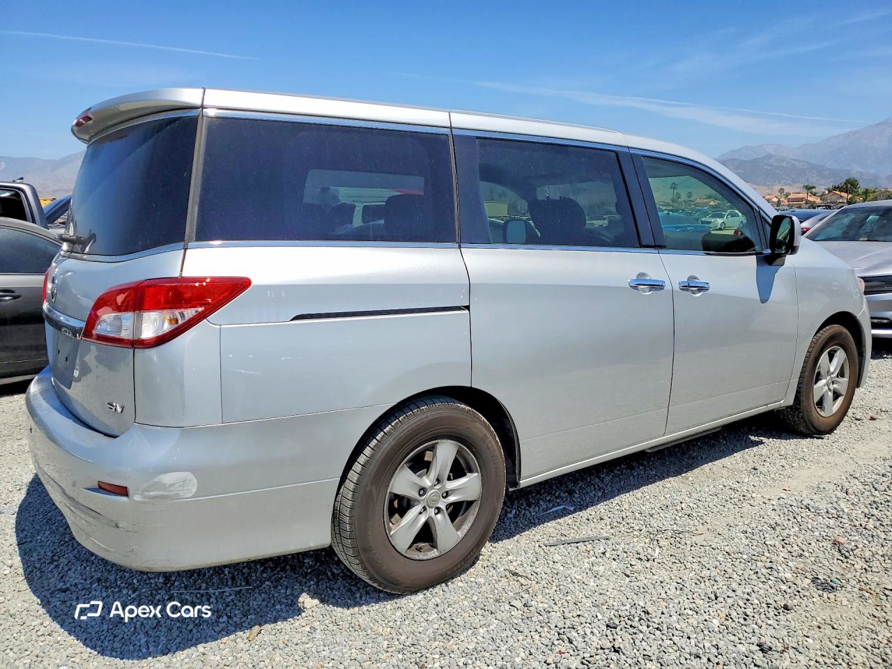 Nissan Quest 2015