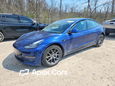 Tesla Model 3 2021 - Image 1 of 11