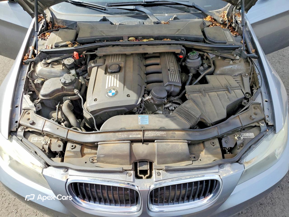 BMW Series 3 2011