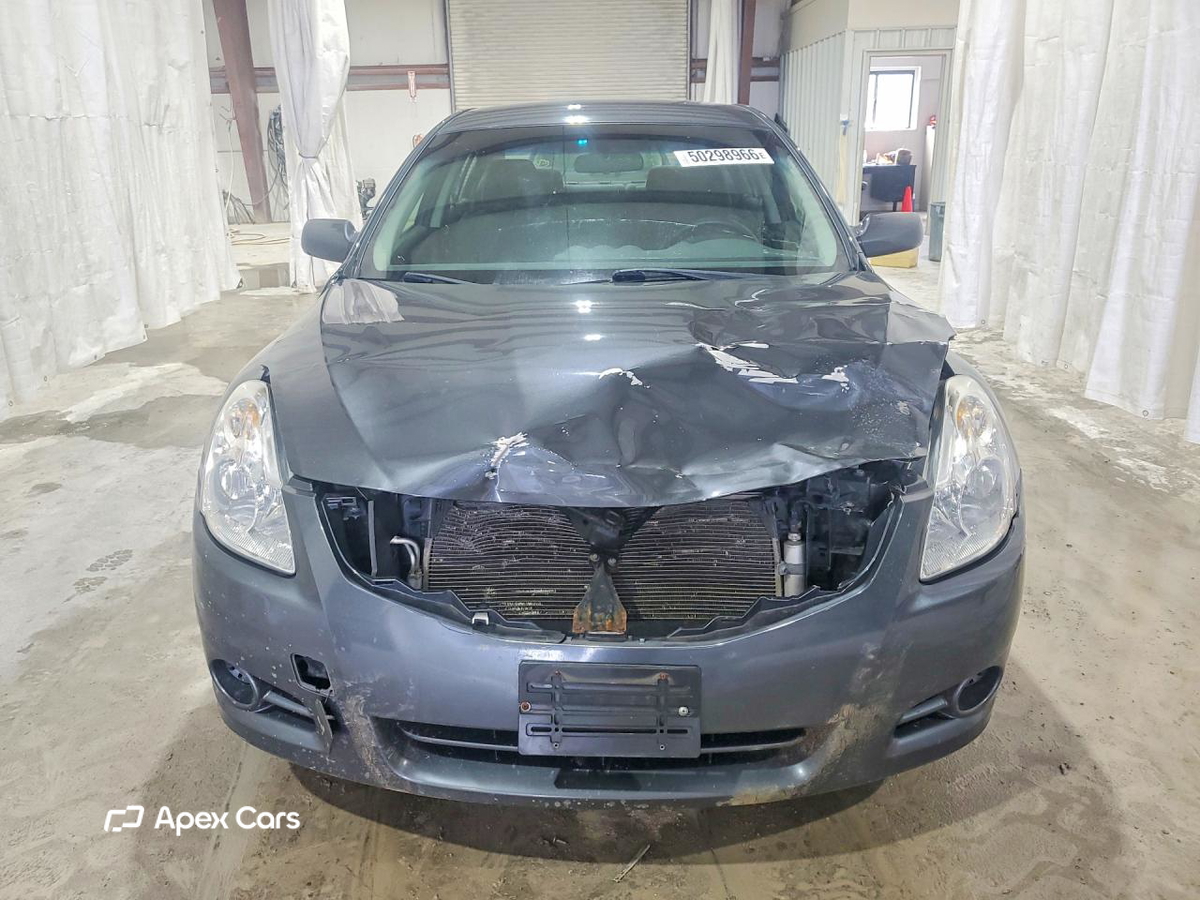 Nissan Altima 2010