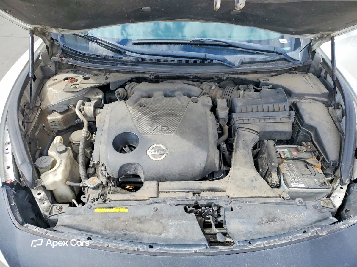 Nissan Maxima 2014