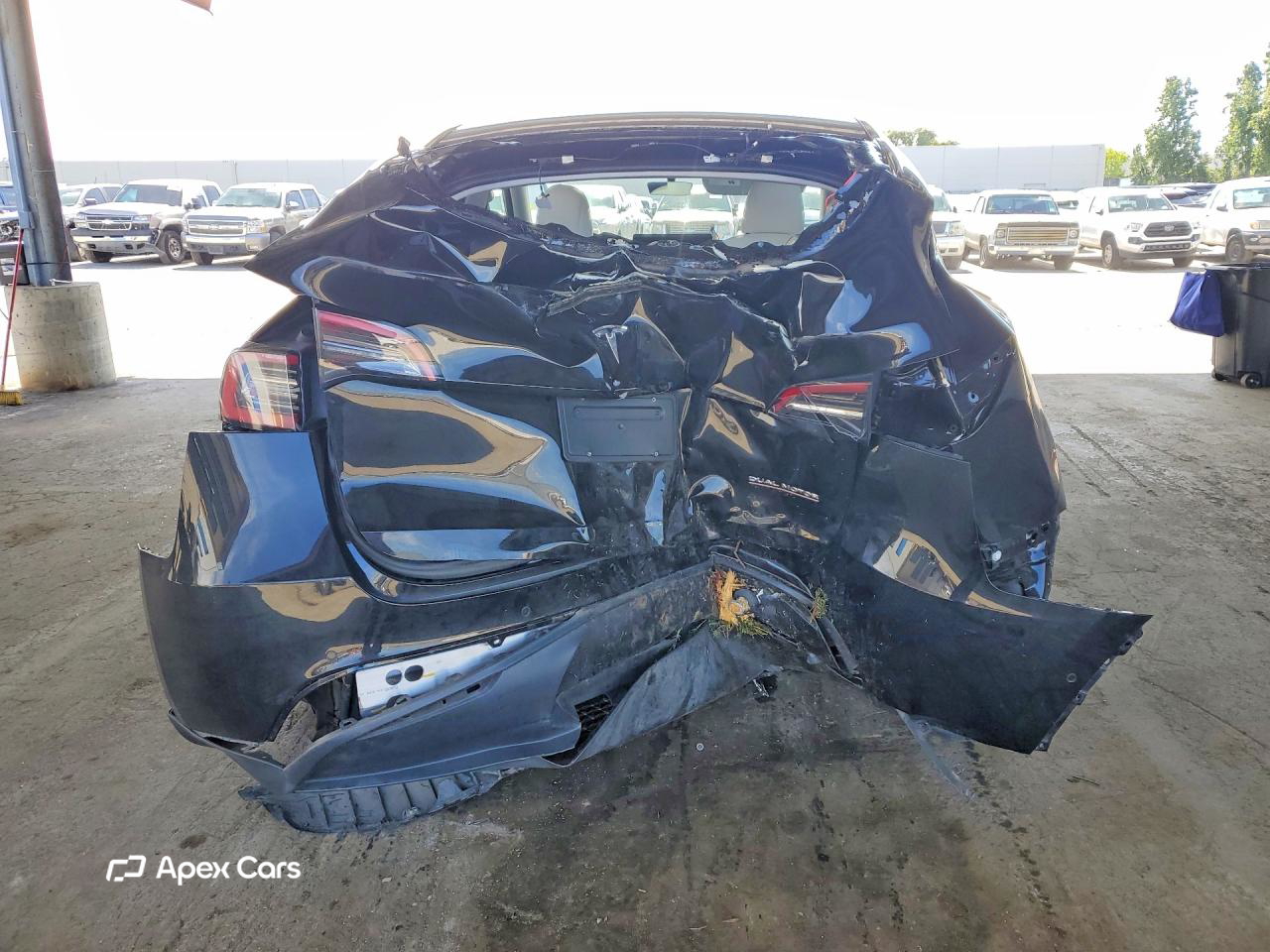 Tesla Model Y 2022