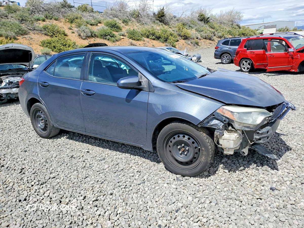 Toyota Corolla 2015