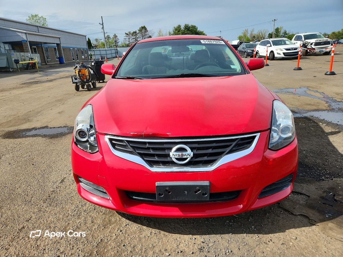 Nissan Altima 2012