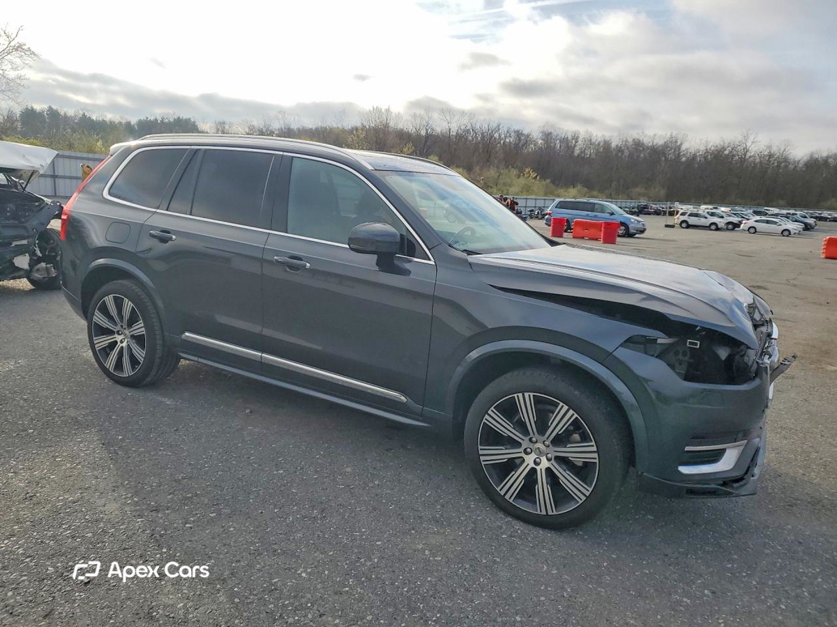 Volvo XC90 2021