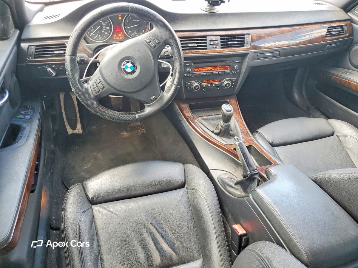 BMW Series 3 2011