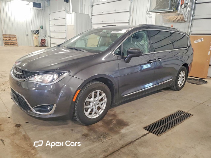 2020 Chrysler Pacifica - Image 1 of 5