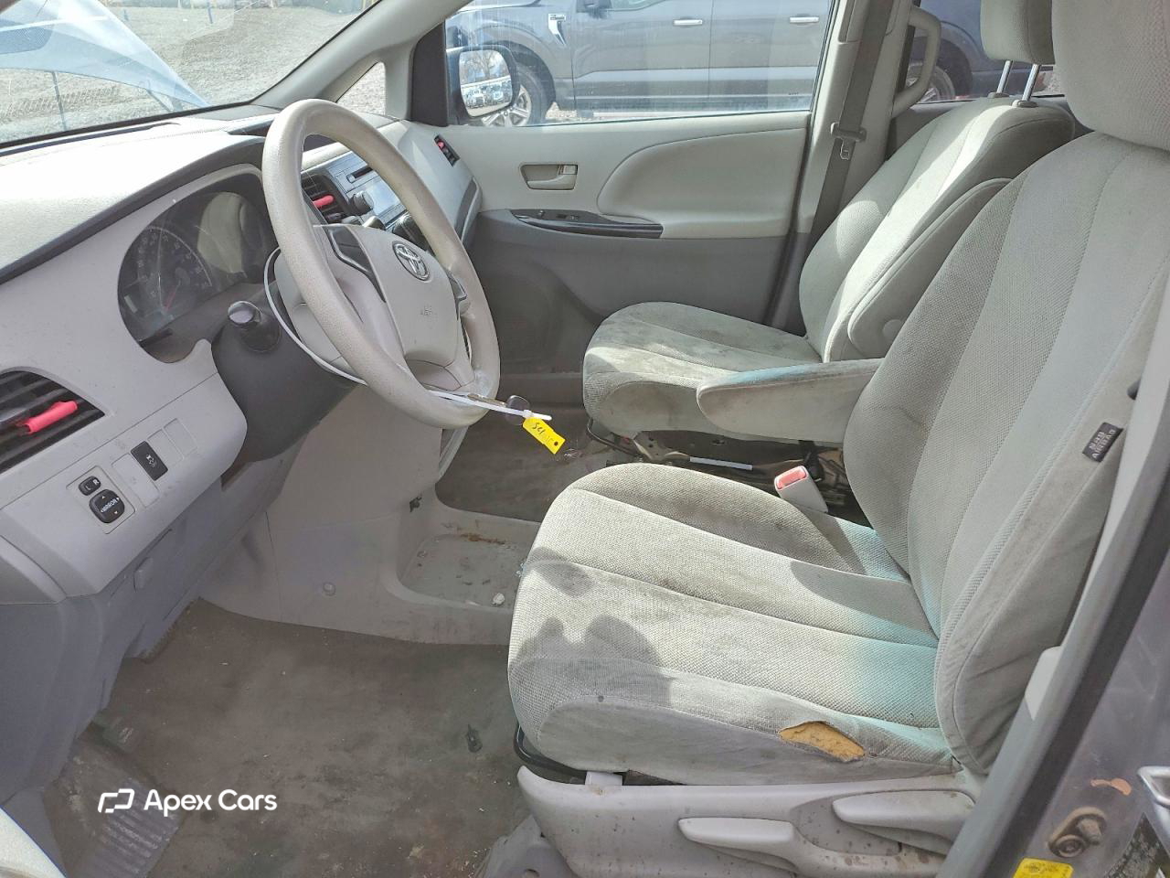 Toyota Sienna 2012