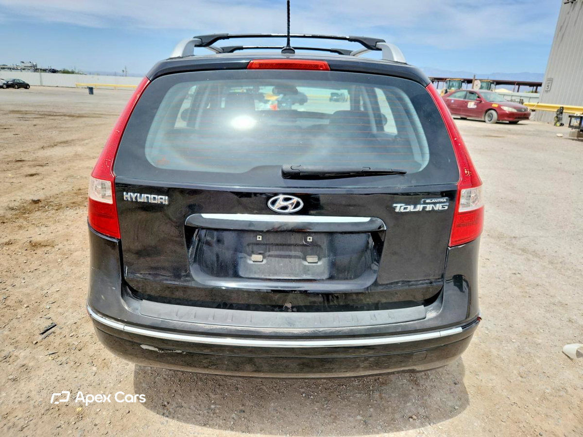 Hyundai Elantra 2012