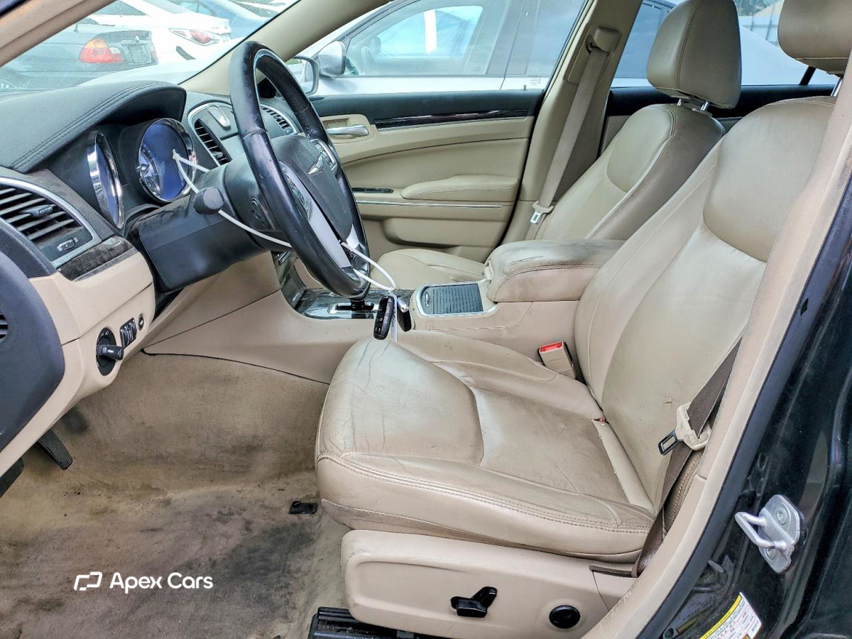 Chrysler 300 2013