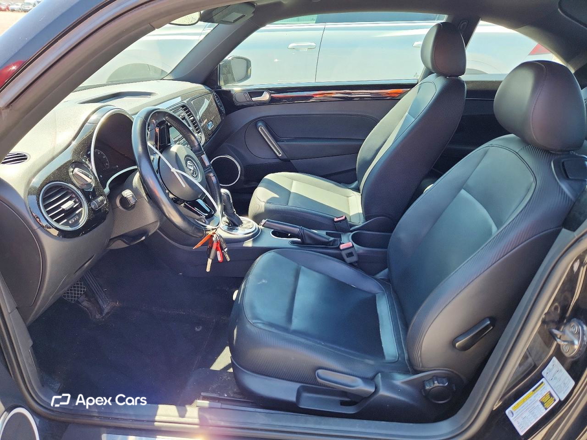 Volkswagen Beetle 2012