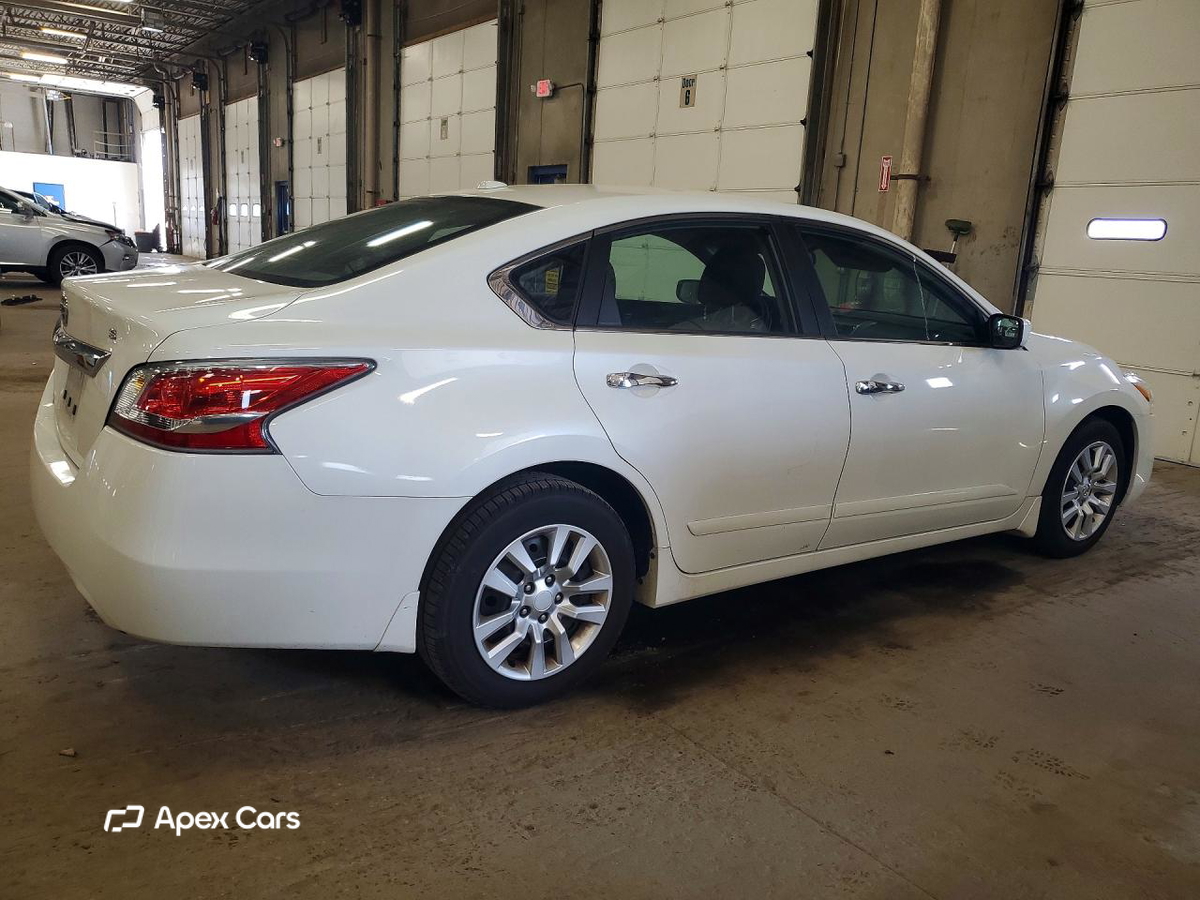 Nissan Altima 2015