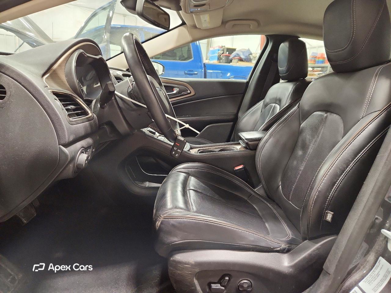 Chrysler 200 2015