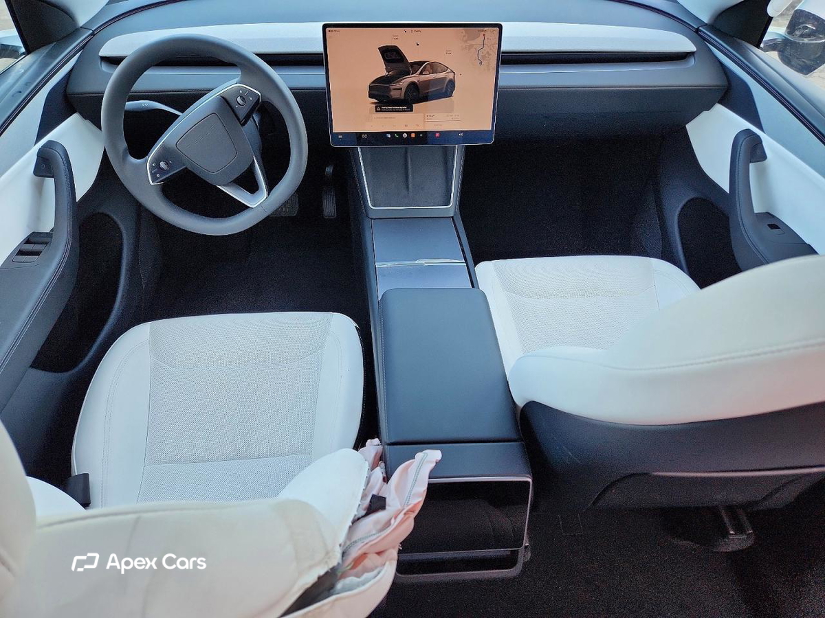 Tesla Model Y 2026