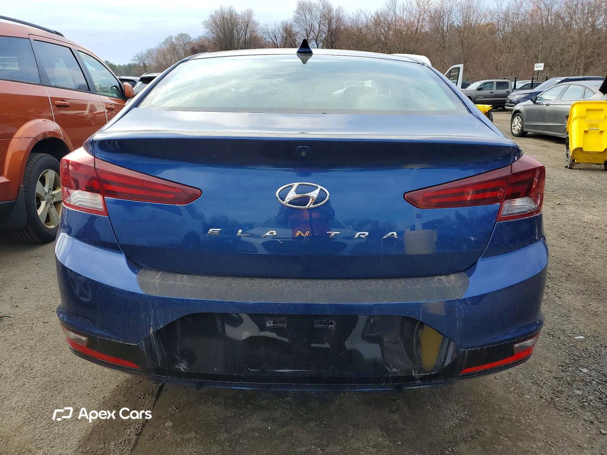 Hyundai Elantra 2020