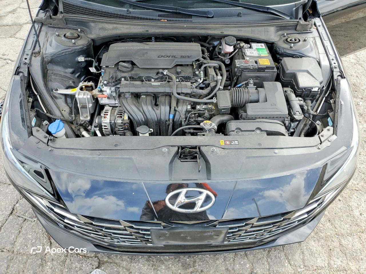 Hyundai Elantra 2022