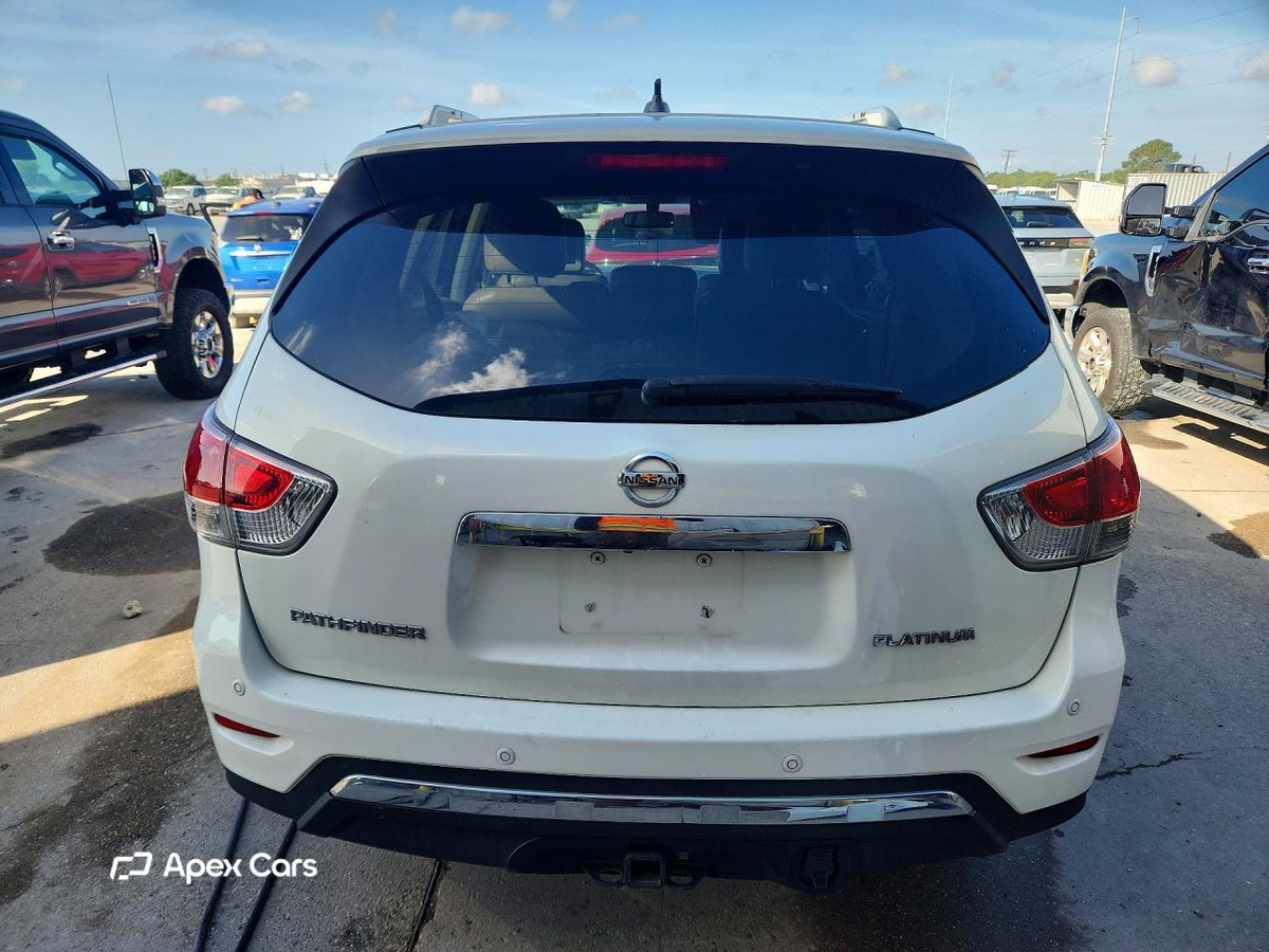 Nissan Pathfinder 2014