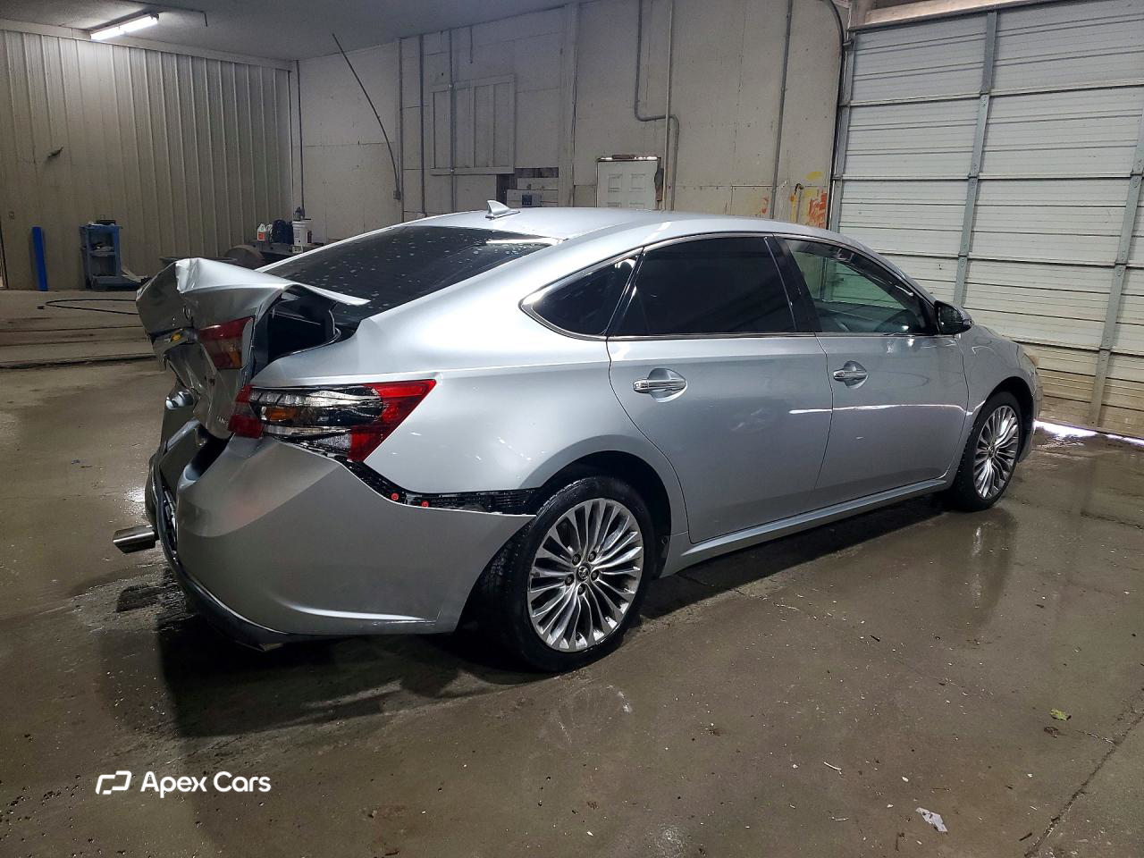 Toyota Avalon 2016