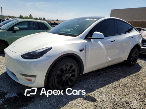 Tesla Model Y 2024 - Zdjęcie 1 z 13