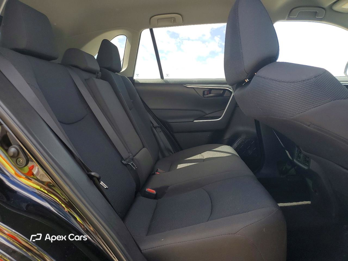 Toyota RAV 4 2025