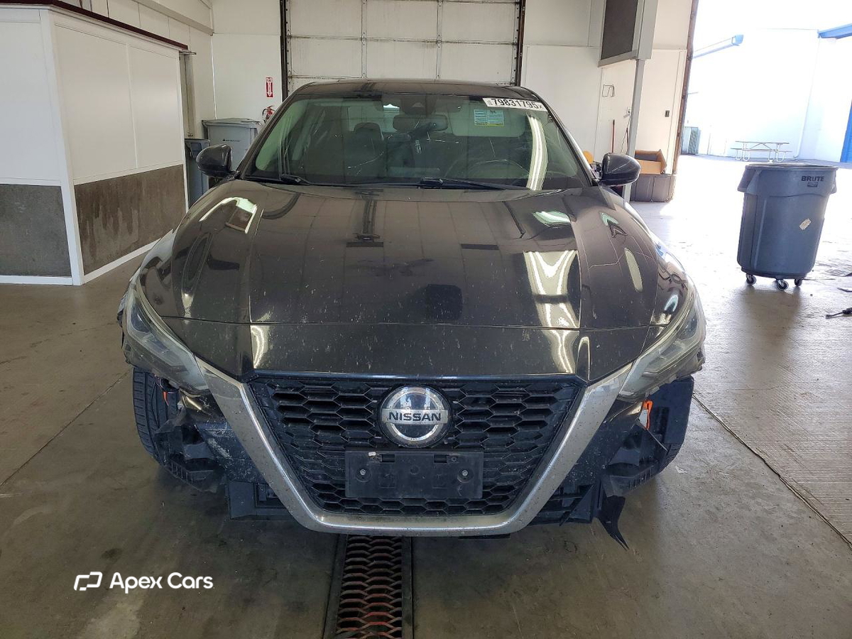 Nissan Altima 2019