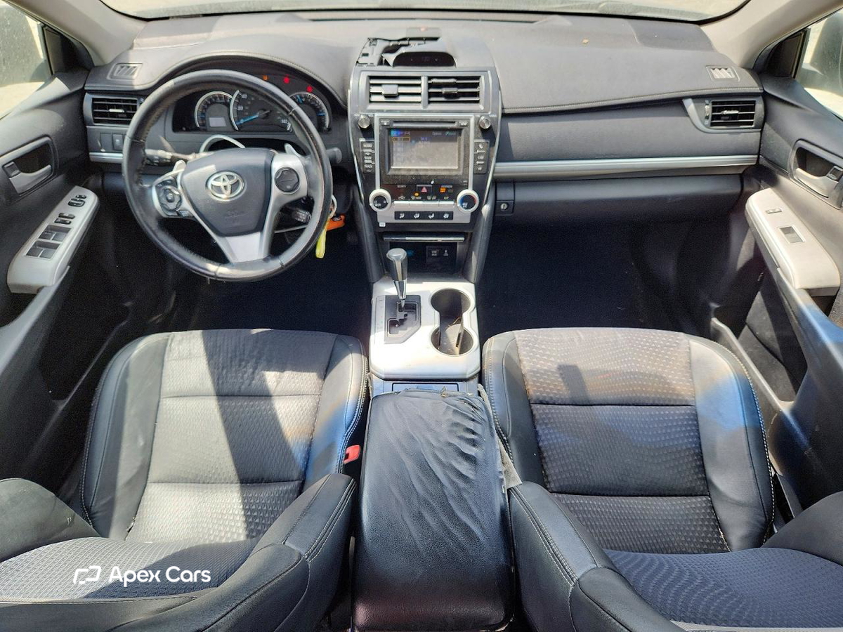 Toyota Camry 2012