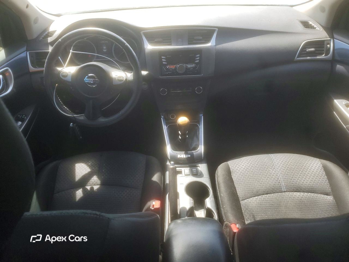Nissan Sentra 2017