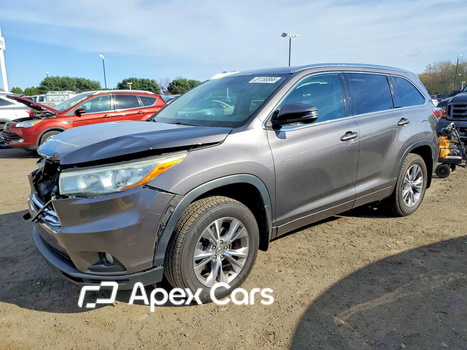 Toyota Highlander 2015 - Image 1 of 13