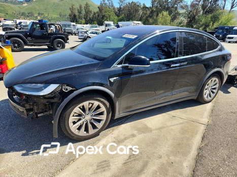 Tesla Model X 2018 - Image 1 of 14