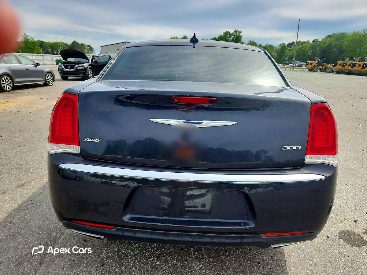 Chrysler 300 2018