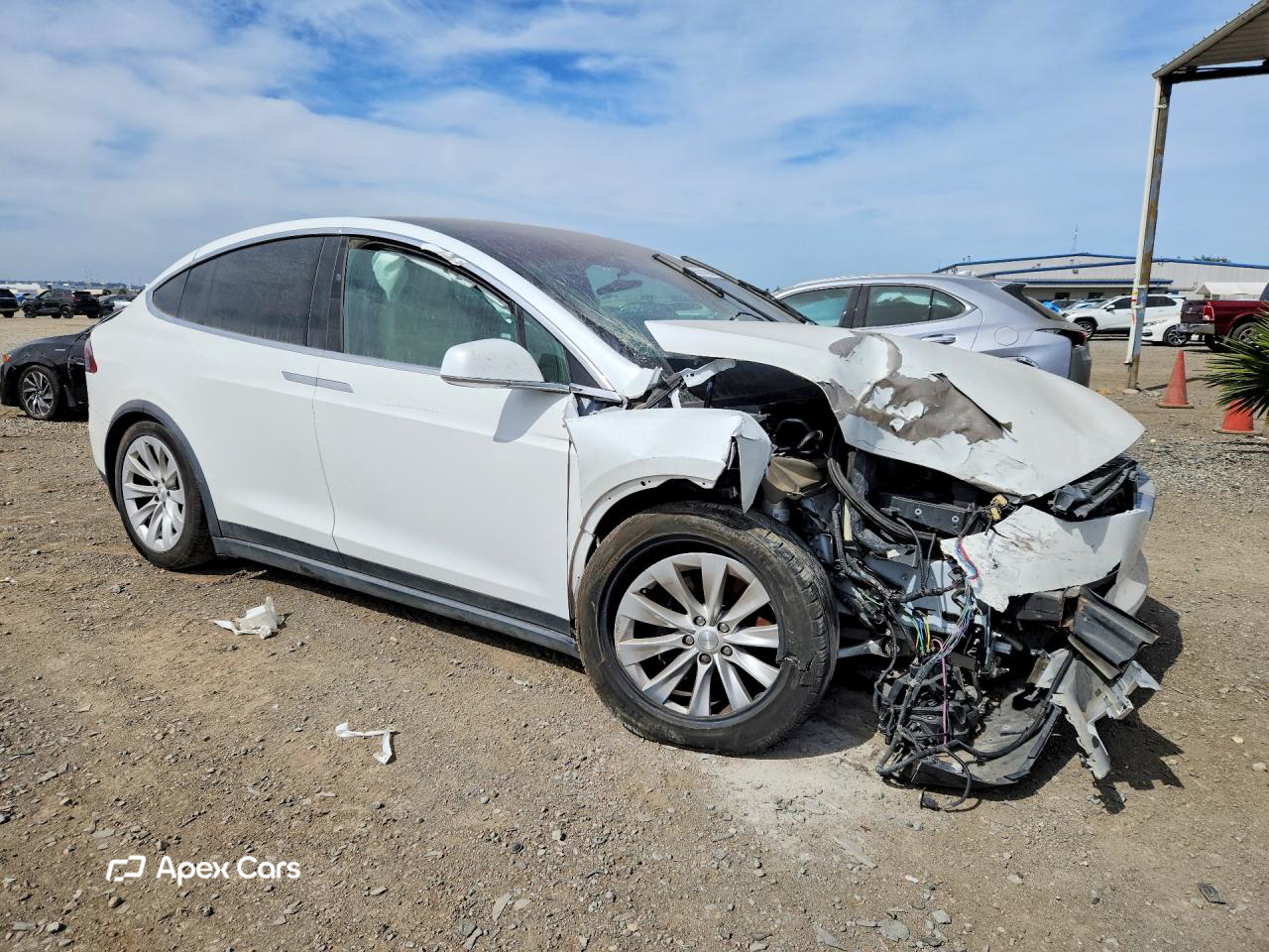 Tesla Model X 2020