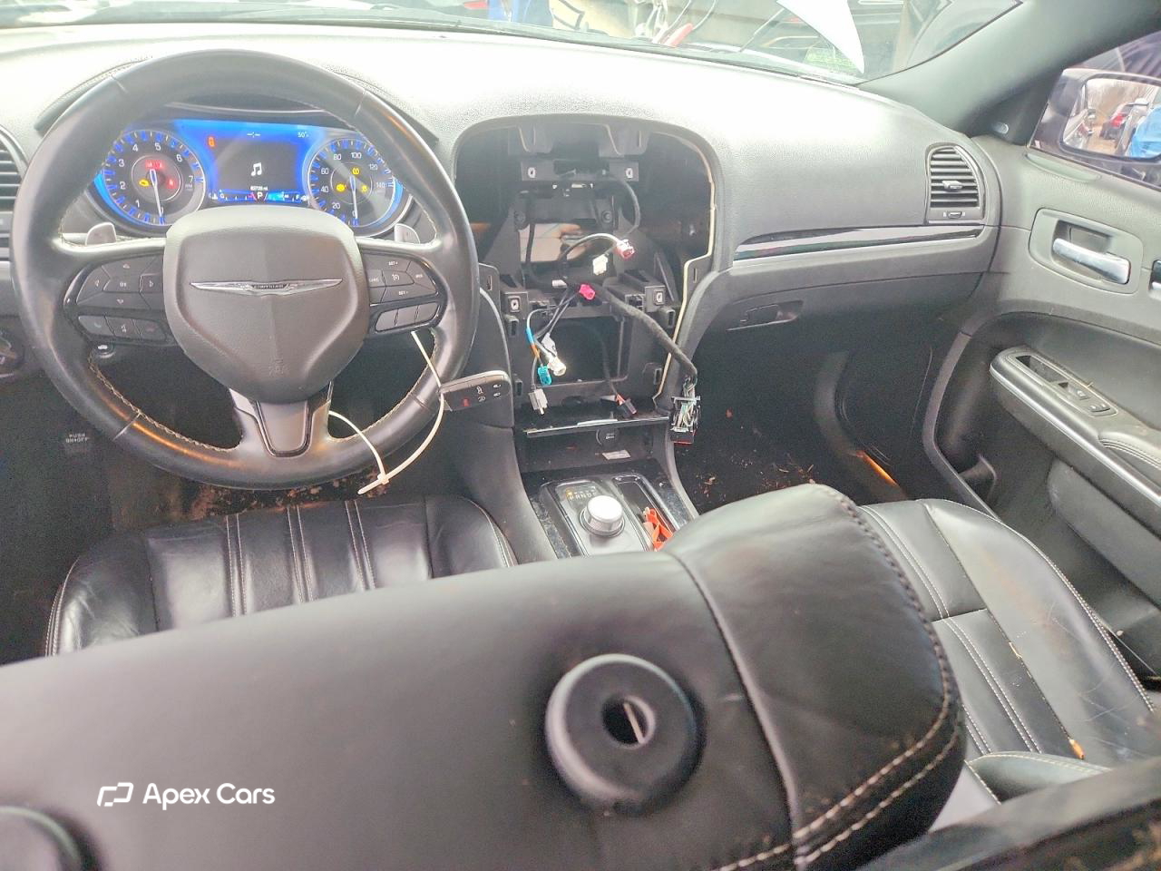 Chrysler 300 2022