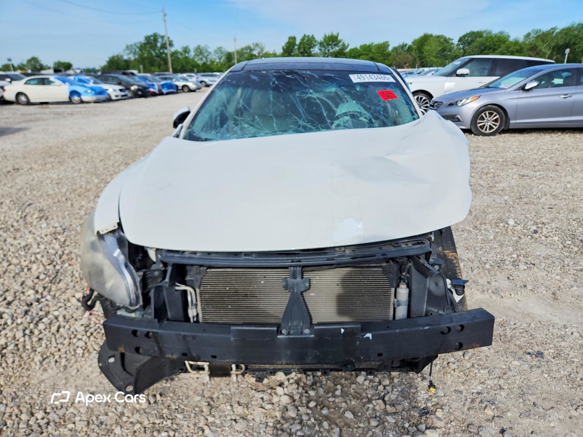 Nissan Maxima 2011