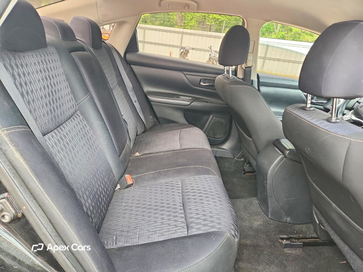 Nissan Altima 2016