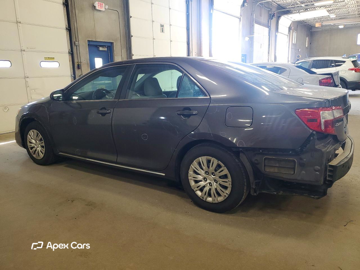Toyota Camry 2014