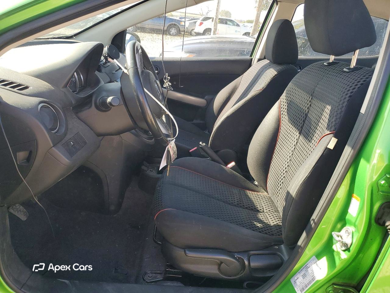 Mazda 2 2011