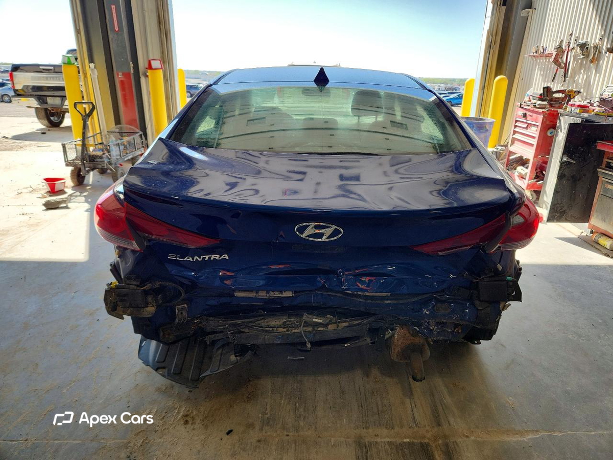 Hyundai Elantra 2017