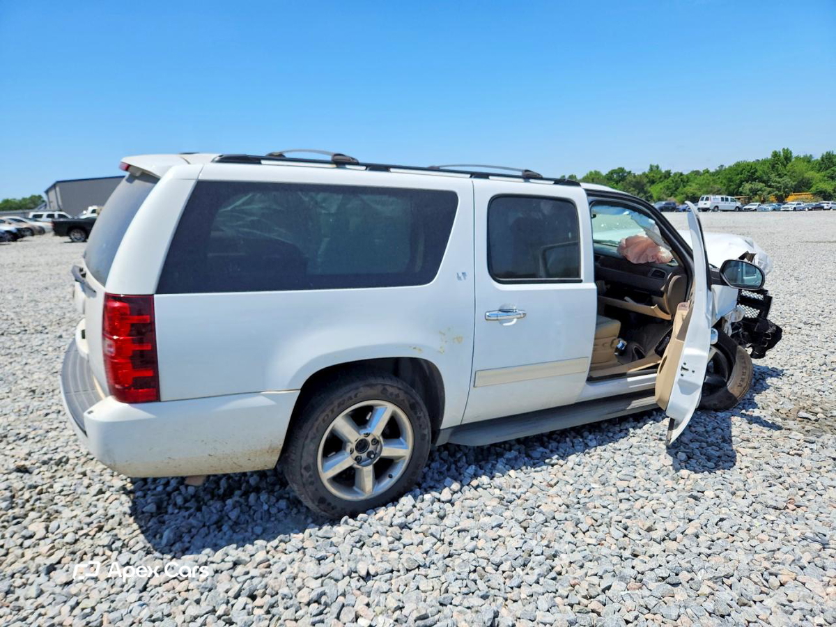 Chevrolet Suburban 2013