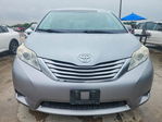 Toyota Sienna 2015